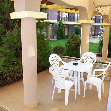 Azura Garden Apartments Tschernomorez Exterior foto