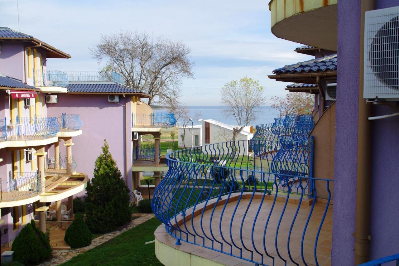 Azura Garden Apartments Tschernomorez Exterior foto