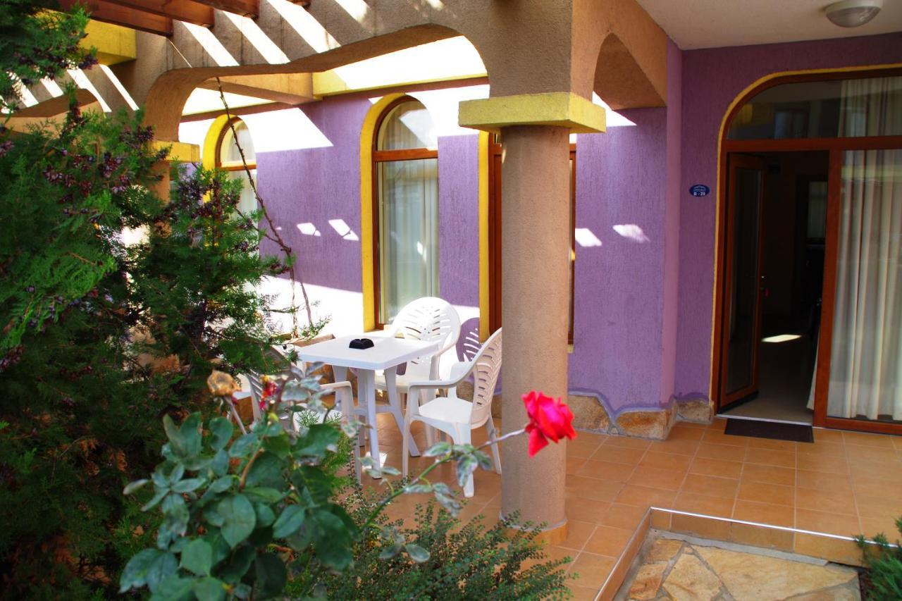 Azura Garden Apartments Tschernomorez Exterior foto